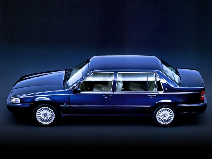  Volvo S90 Royal 1997 года  (фото 2 из 2)